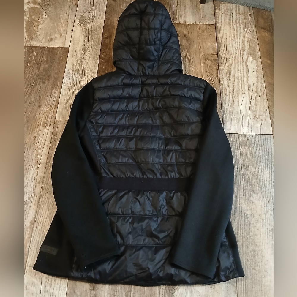 Calvin Klein Black Quilted Hooded Puffer Jacket - Picture 4 of 8